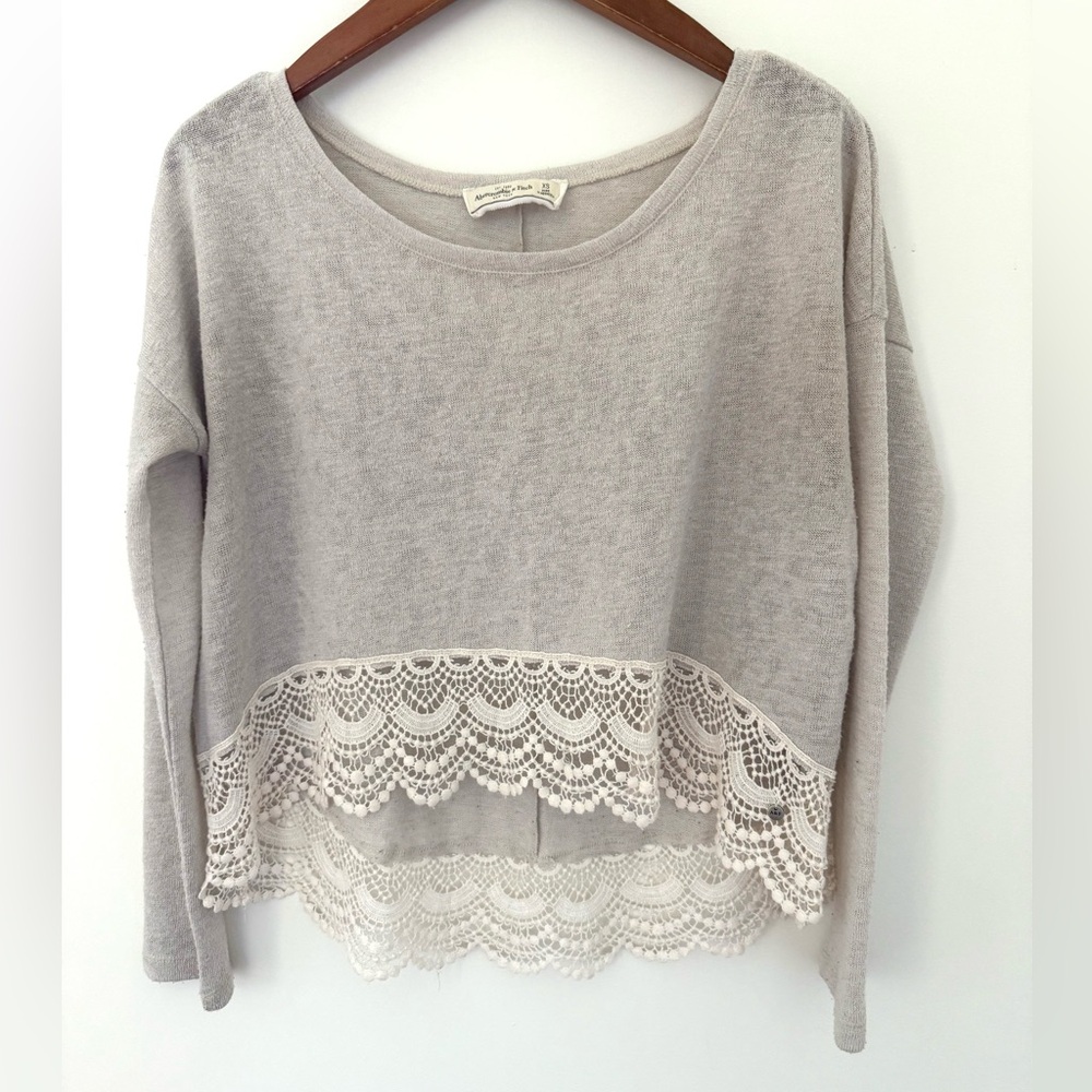 A&F Abercrombie & Fitch Women Top Elegant Lace Trim Blouse Y2K Shirt Size S
